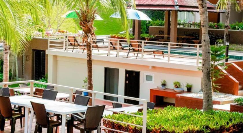 Royal Lee Resort And Spa Nai Yang Exterior photo