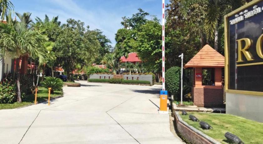 Royal Lee Resort And Spa Nai Yang Exterior photo
