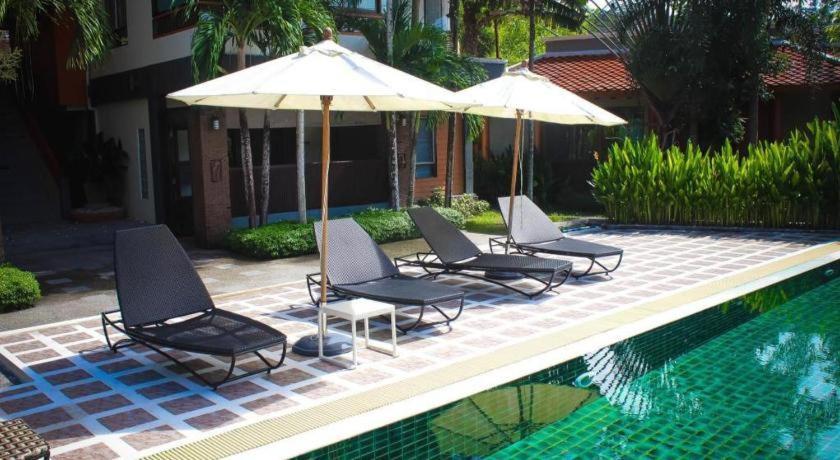 Royal Lee Resort And Spa Nai Yang Exterior photo