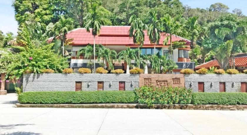 Royal Lee Resort And Spa Nai Yang Exterior photo